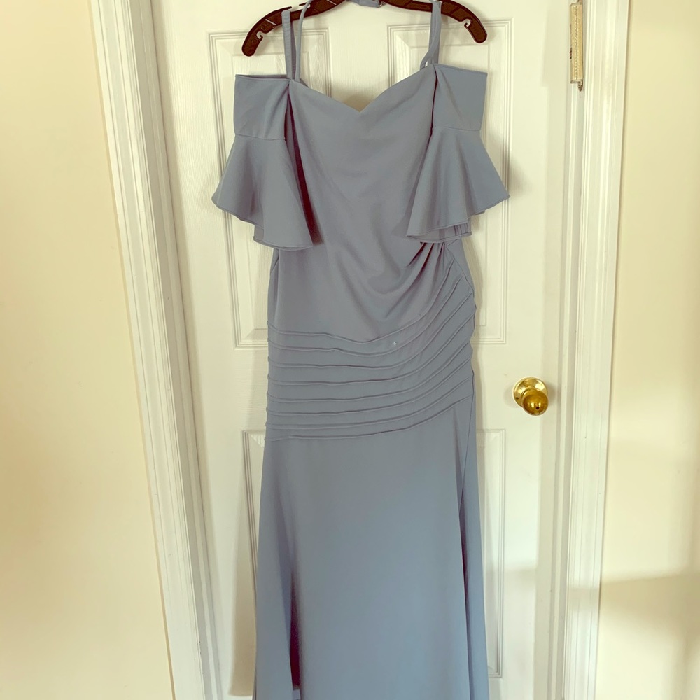 Beautiful wedding guest dress!